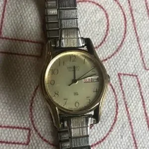 Vintage Seiko Silver Tone Calendar Expansion Wrist Watch Doesn\'t Run, For Parts Seiko | Accessories | Vintage Seiko Silver Tone Calendar  main image 4